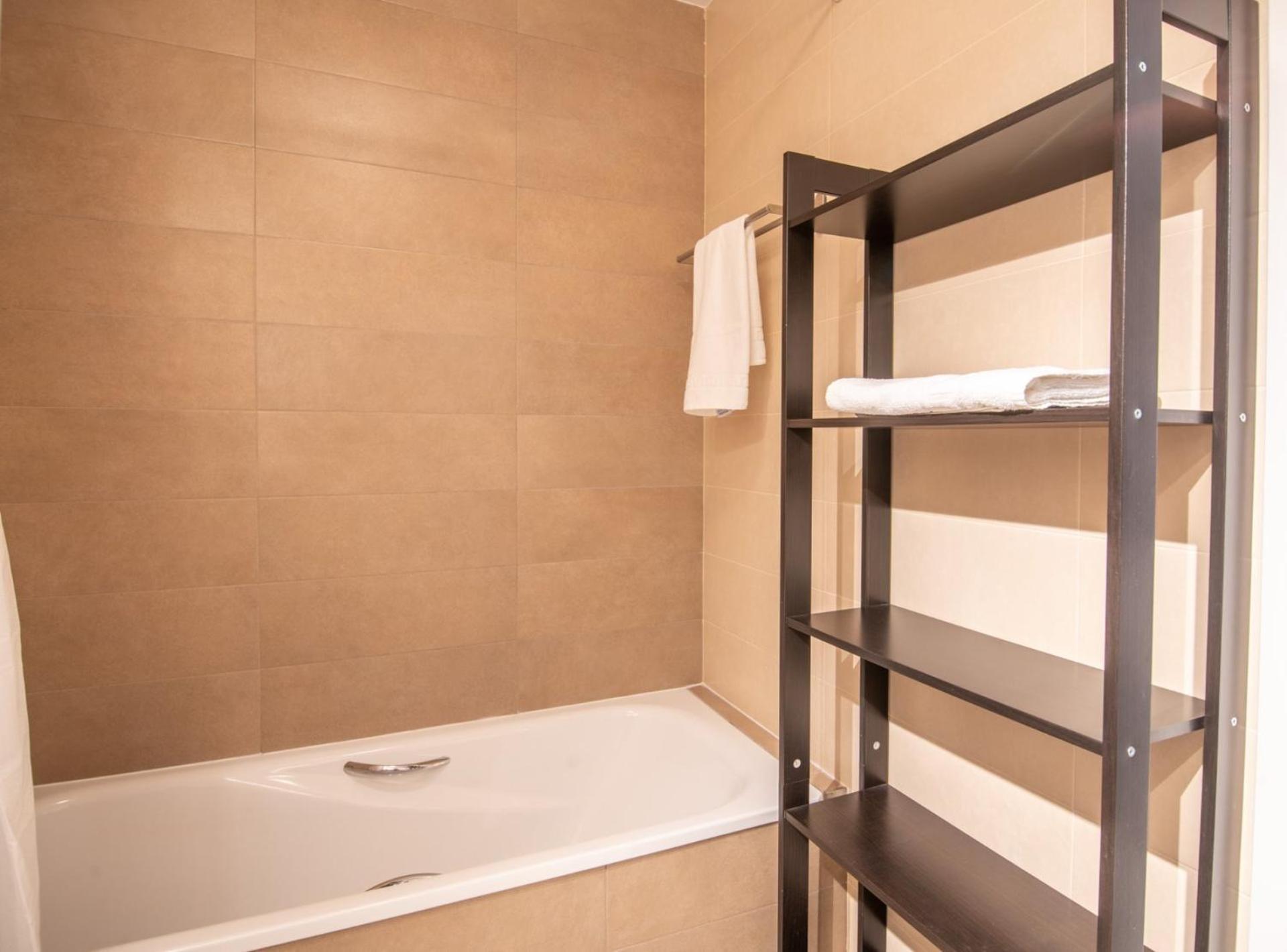 Apartment Sibssanlucar Manzanilla-piscina-terraza-bajoguia-playa-centro