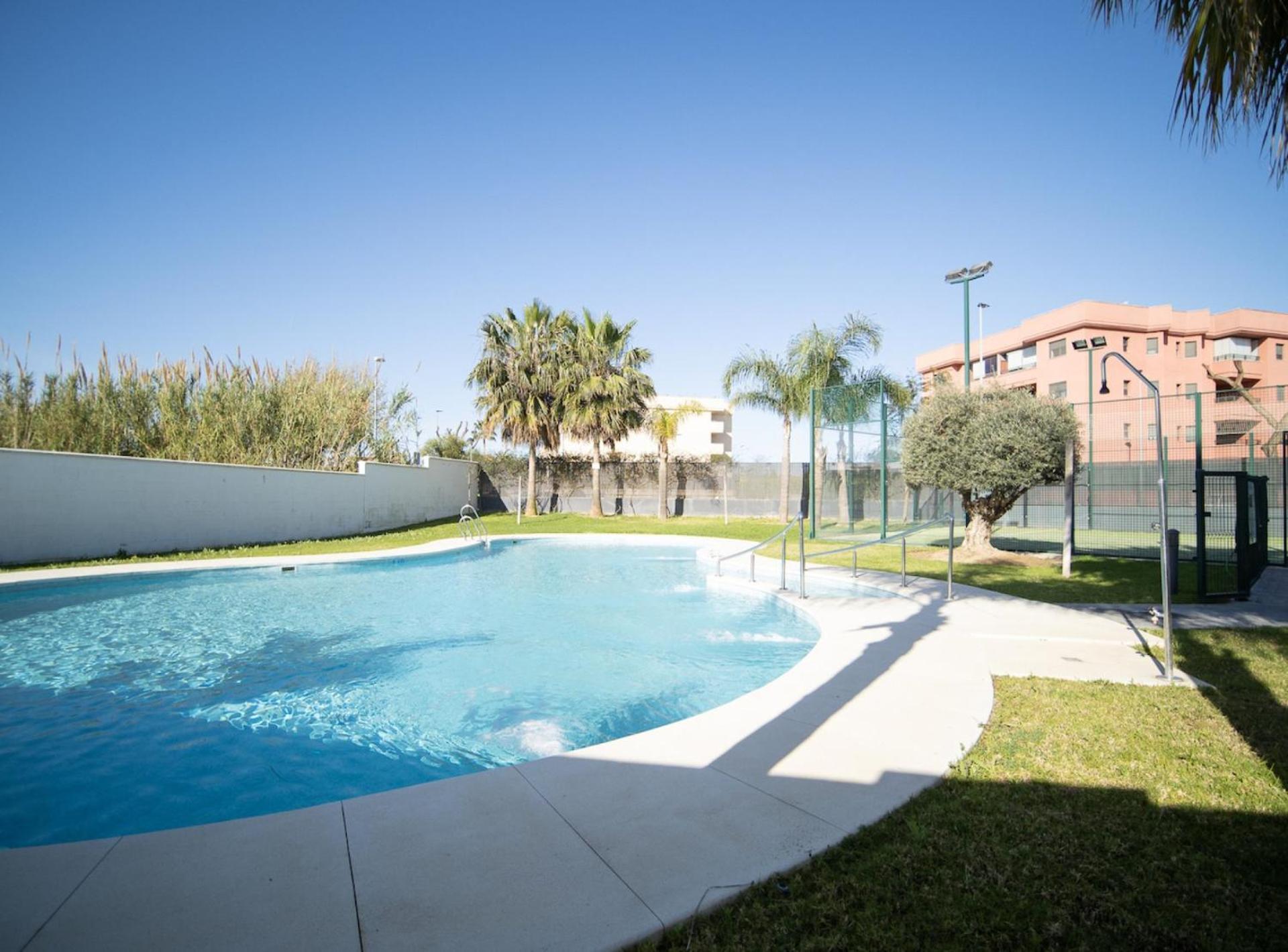 Sibssanlucar Manzanilla-piscina-terraza-bajoguia-playa-centro *